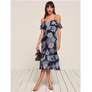 [ON HOLD] Reformation Odessa Dress Size 0